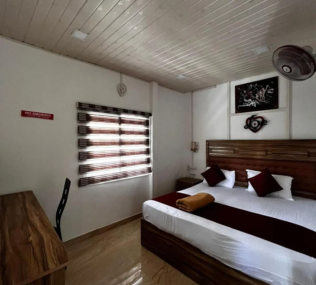 The Svarga Munnar Hill View Resort Hotel