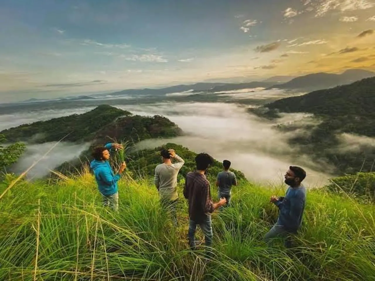 The Svarga Munnar Hill View Resort ホテル